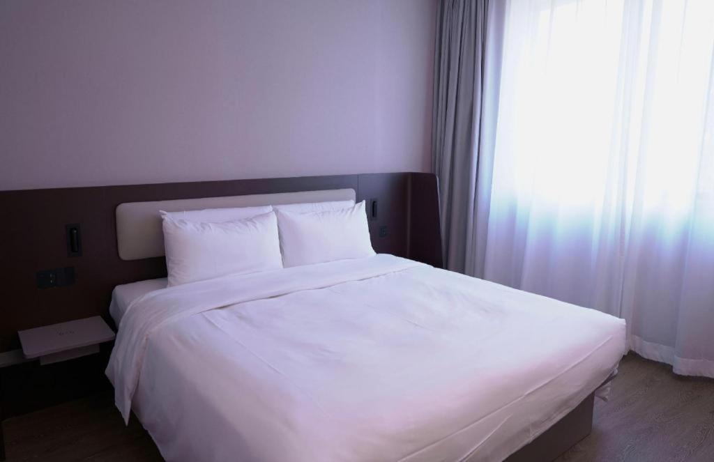 ฮั่นถิง โฮเต็ล ปักกิ่ง หวังฟูจิง Hotel ภายนอก รูปภาพ